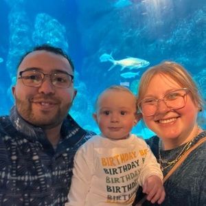 Meet your Posher, Cesar